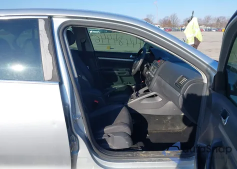 2007 Volkswagen Jetta Wolfsburg Edition from USA, damaged, VIN 3VWEF71KX7M169489